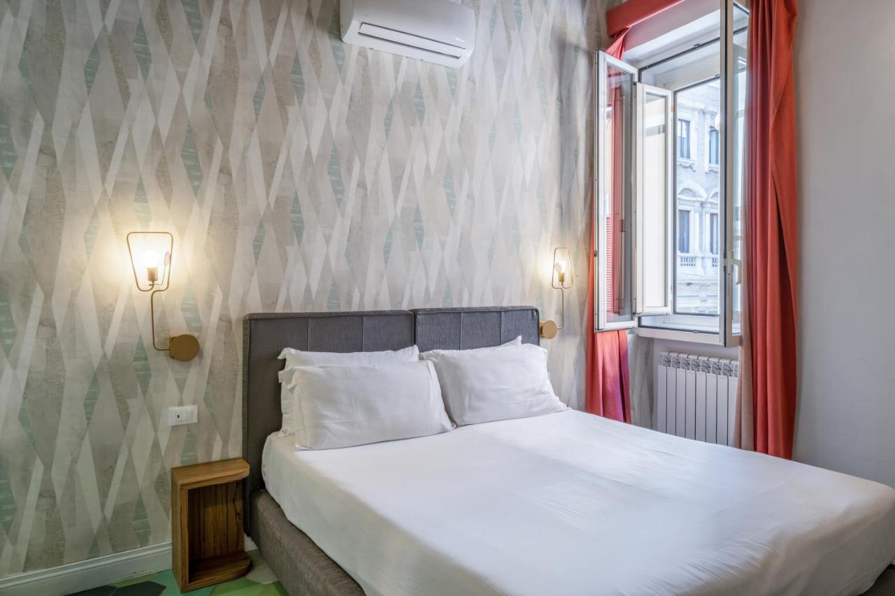 19 Steps Trevi Hotel Rome Exterior photo
